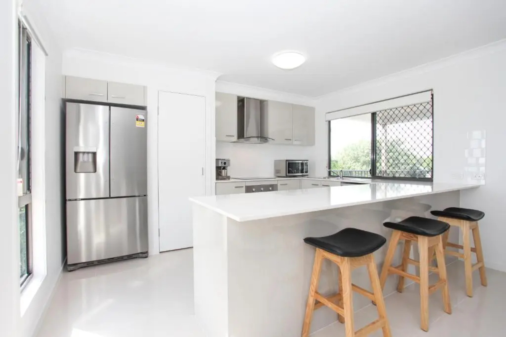 Beach Breeze Holiday House