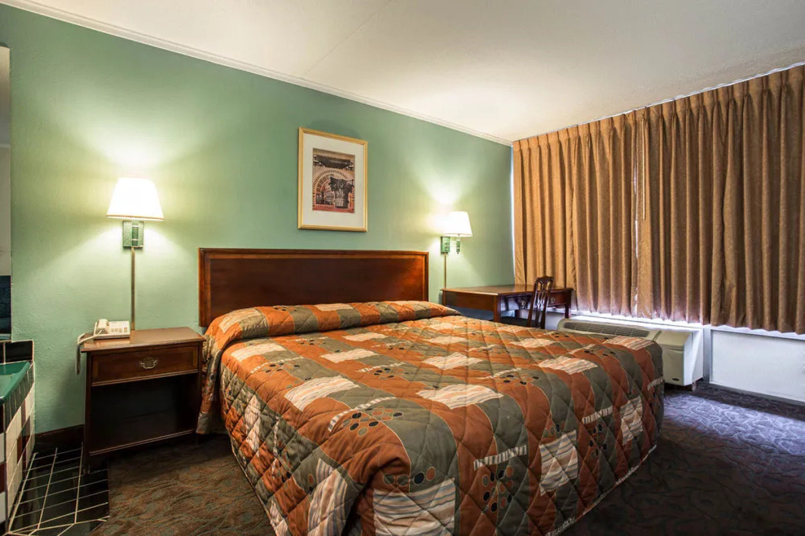 Rodeway Inn & Conference Center