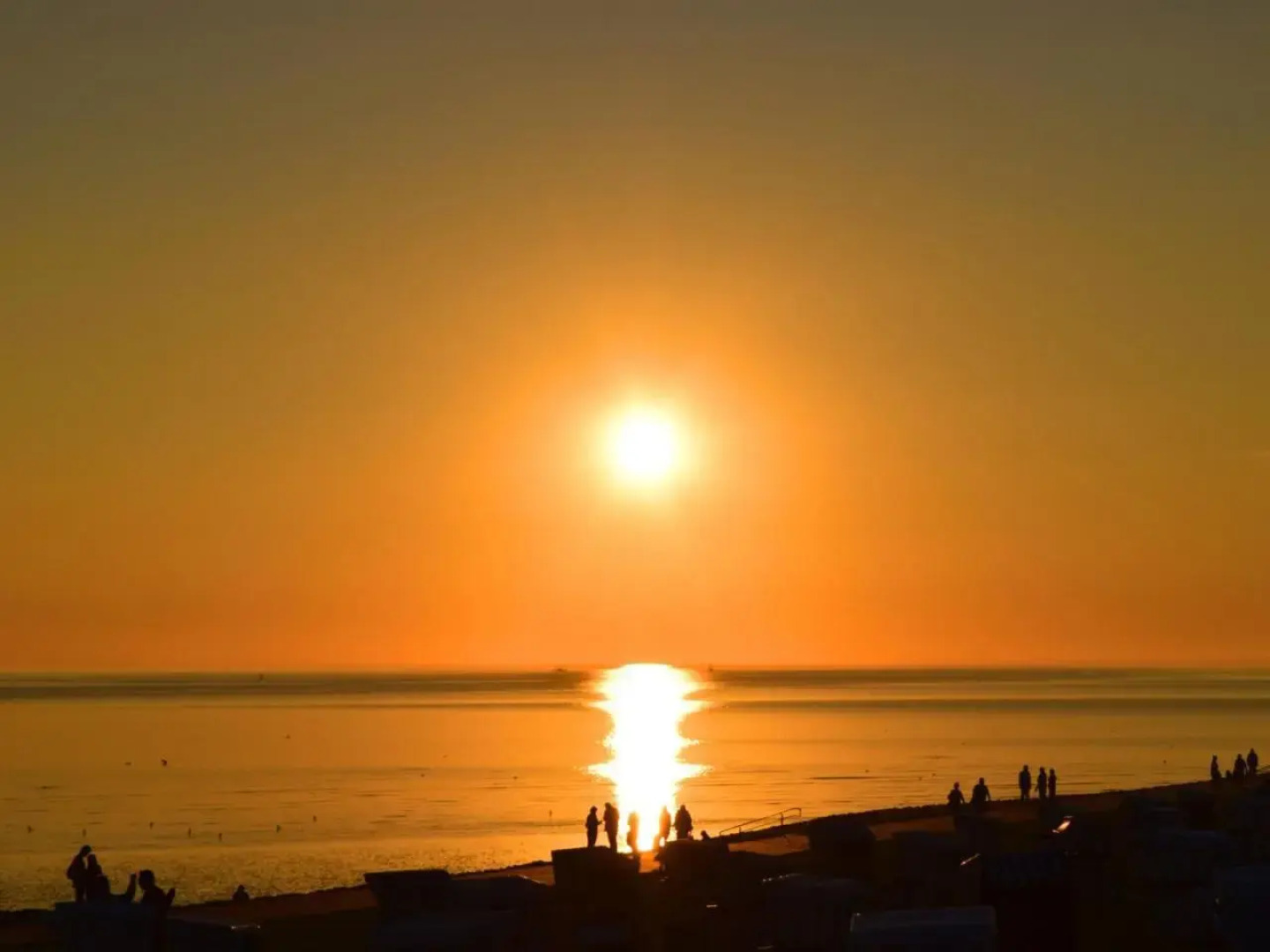 Bungalow in Warwerort Near Wadden Sea Park