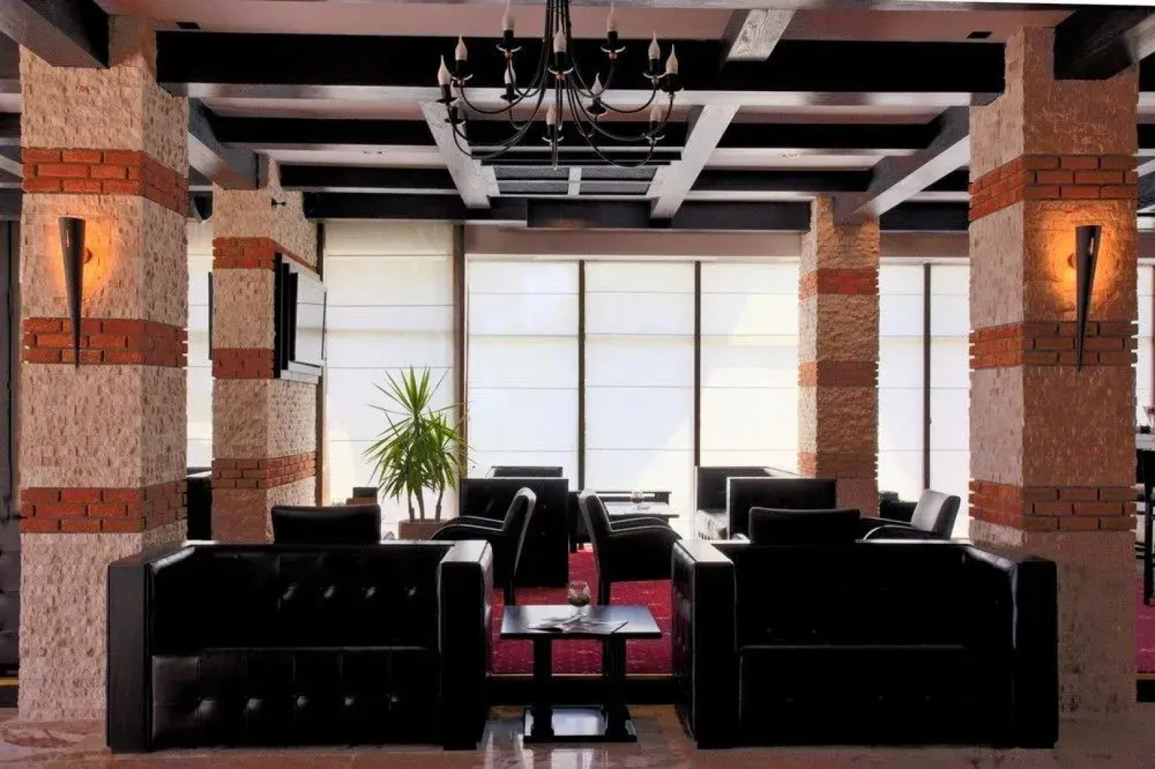 The Mill Hotel / Melnicata