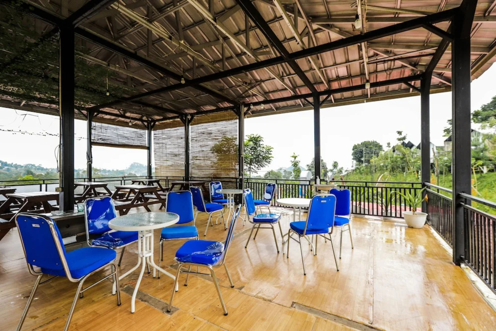 Miracle Signature Hills