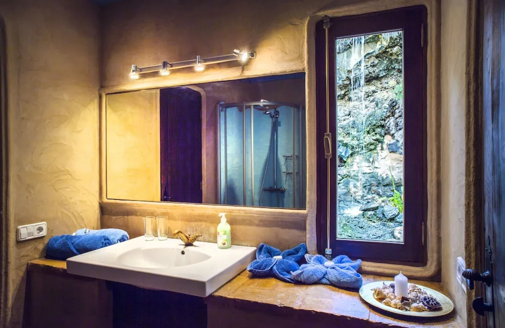 EL Refugio Appartments & Villa