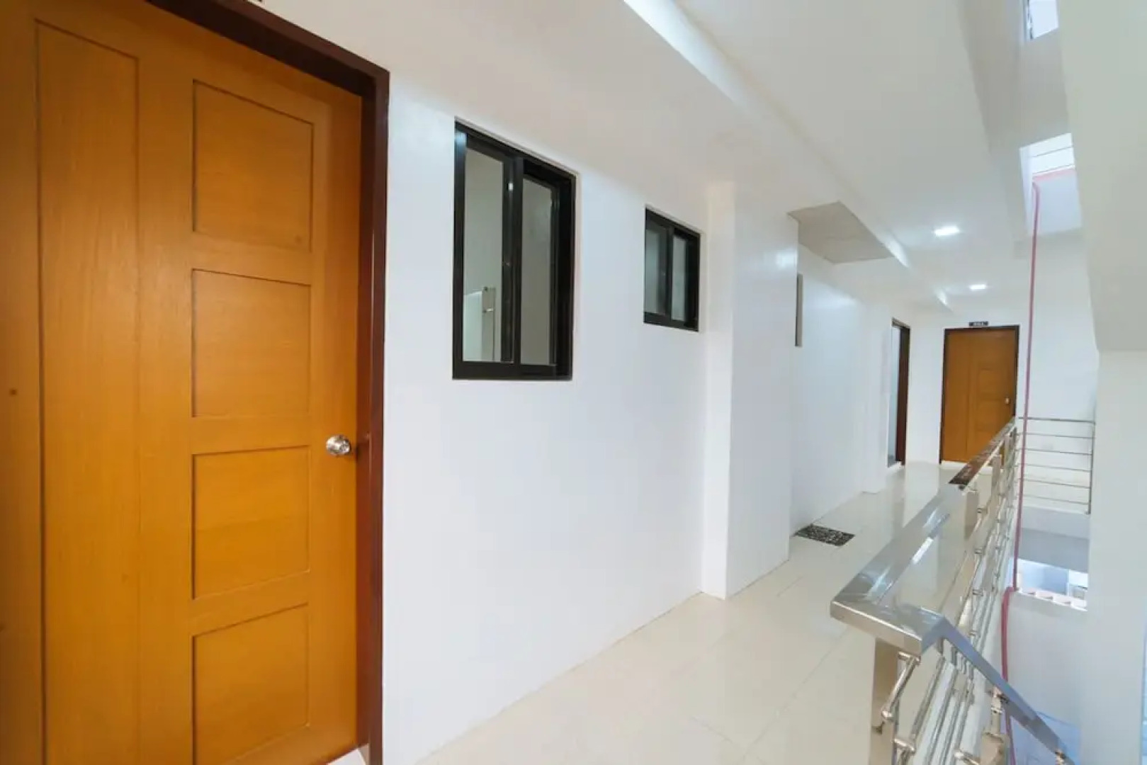 RedDoorz Plus @ JNV Dream Hotel Subic Zambales