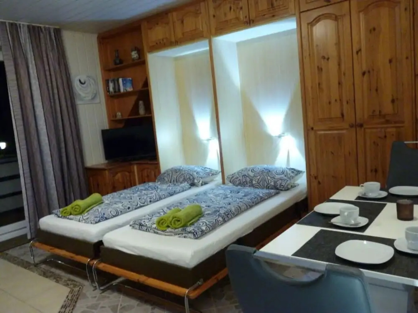 Little Seagull Modern Retreat