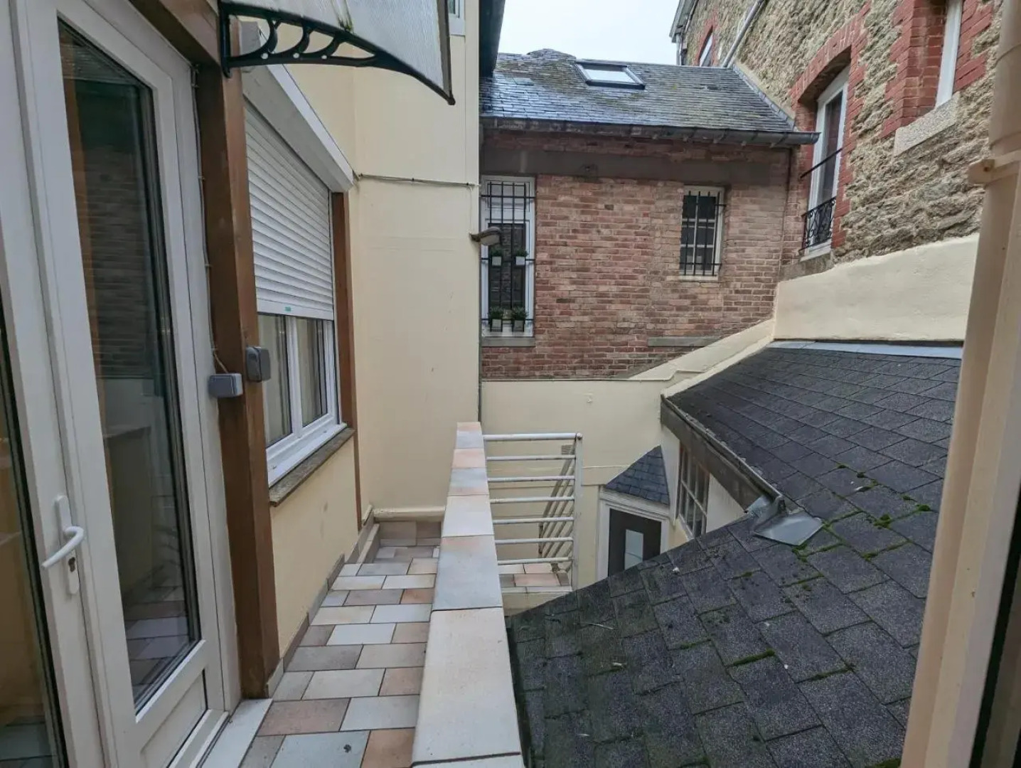 Hypercentre, au calme, 5 min de la plage : KERDAMEZ !