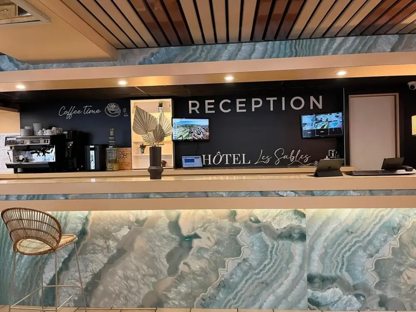 Hôtel Les Sables - Urban Style - by Logis Hotels