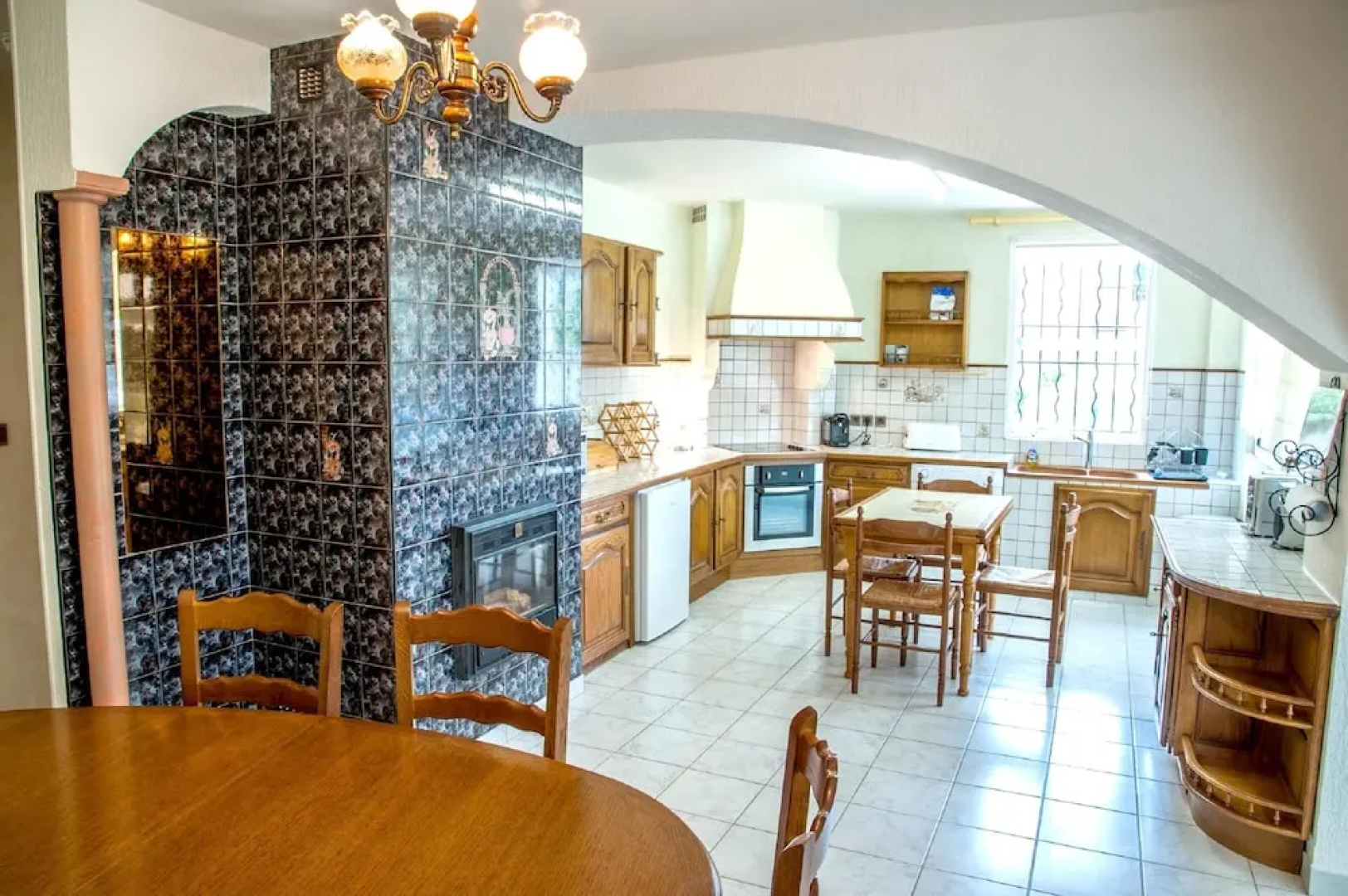 House With 2 Bedrooms in Béziers, With Pool Access, Furnished Garden a