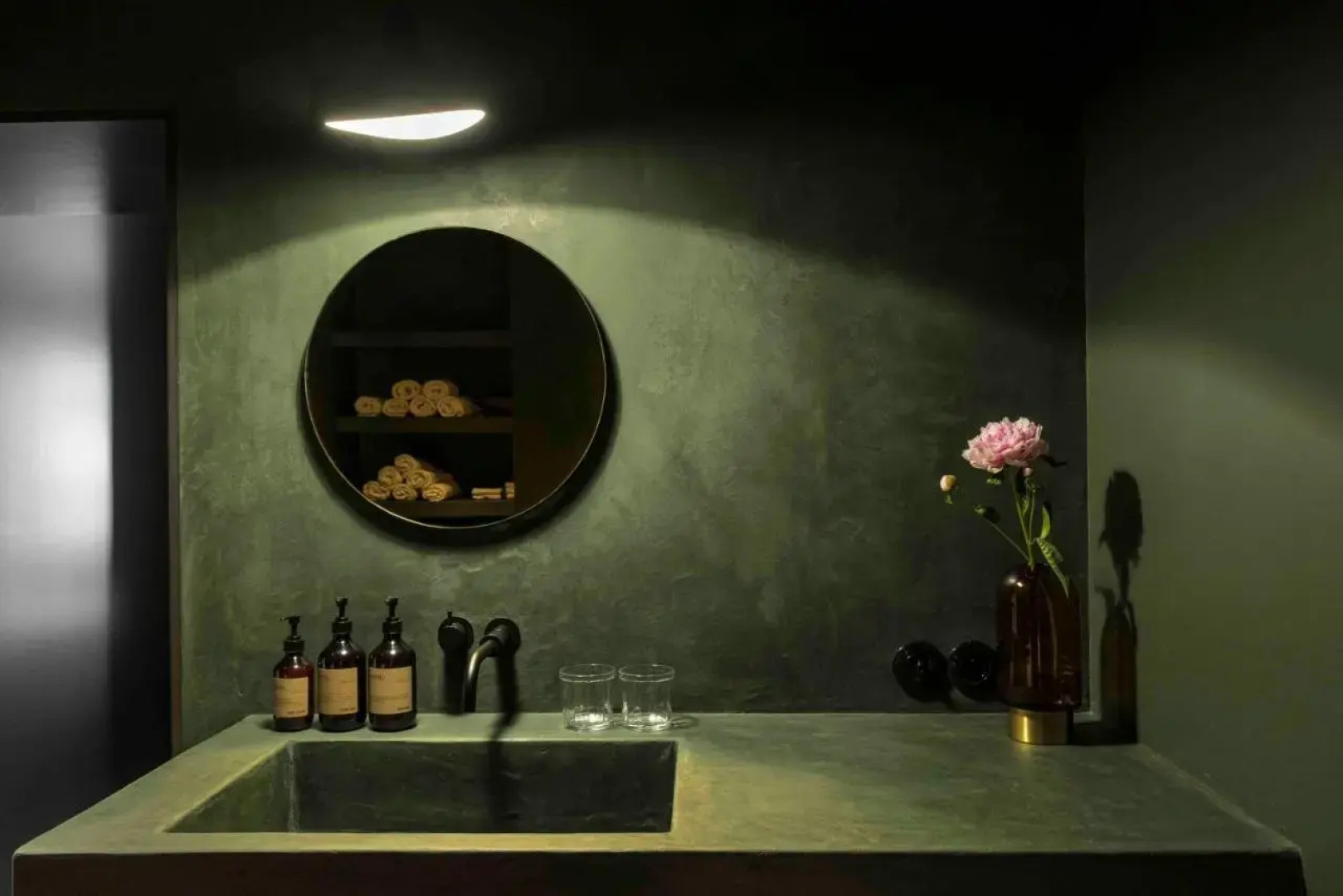 Loft Living Garden Suite