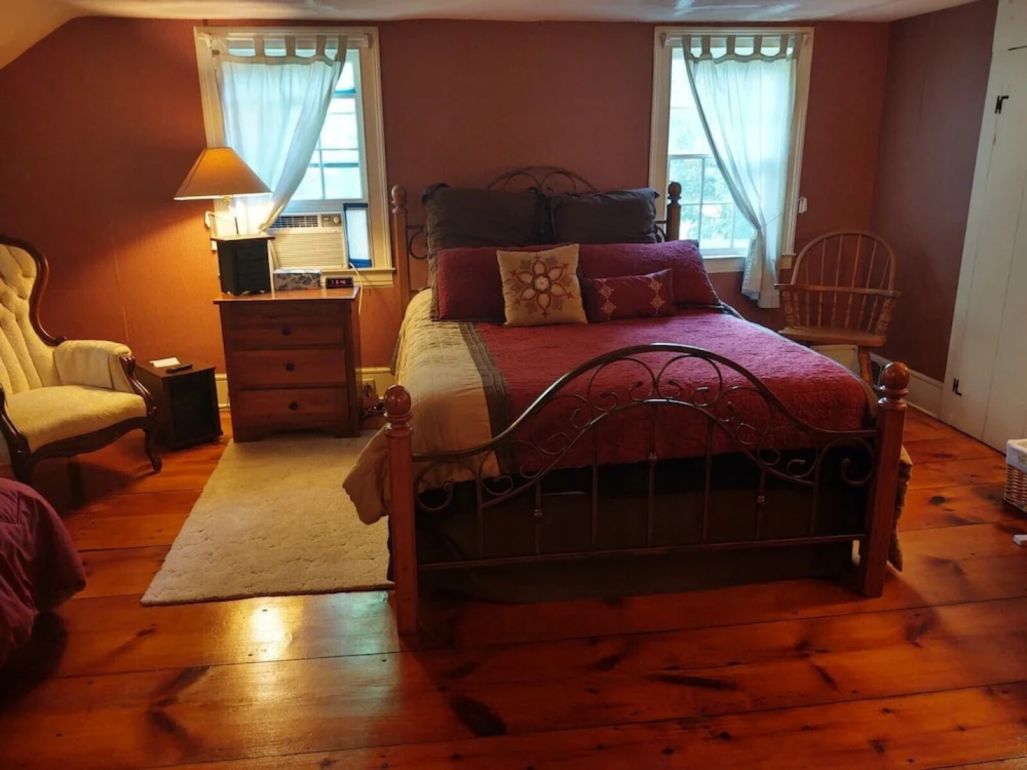 1805 House Bed and Breakfast