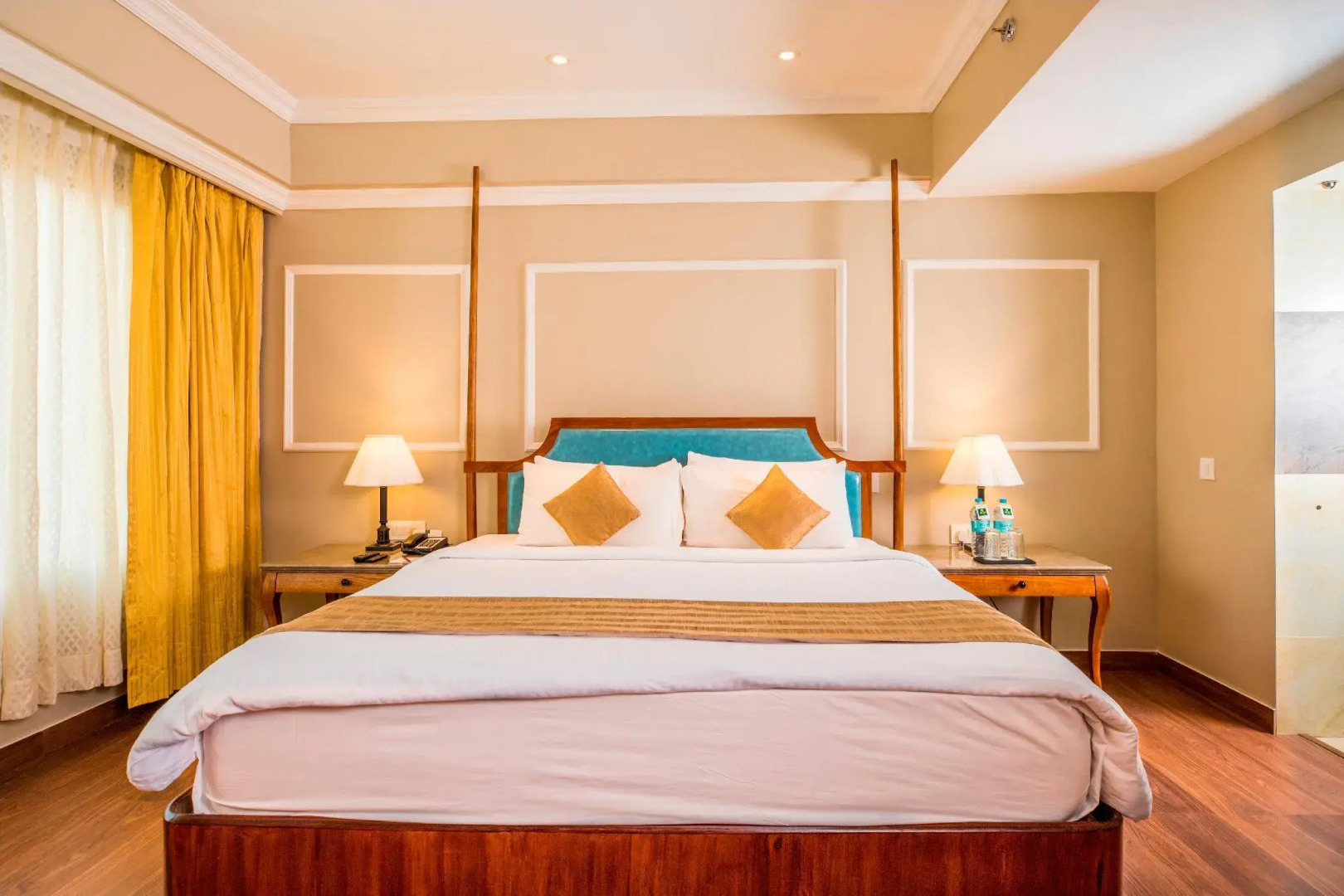 Hotel Swosti Premium