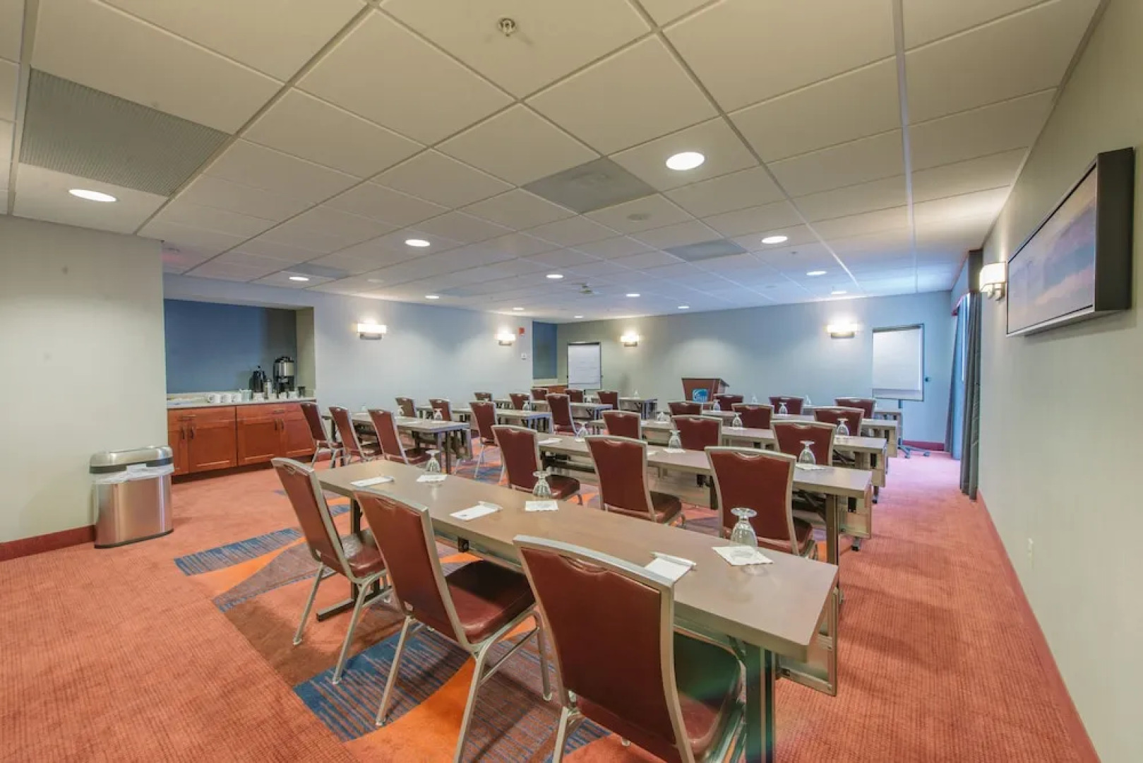 Hampton Inn Manchester Downtown, Nh