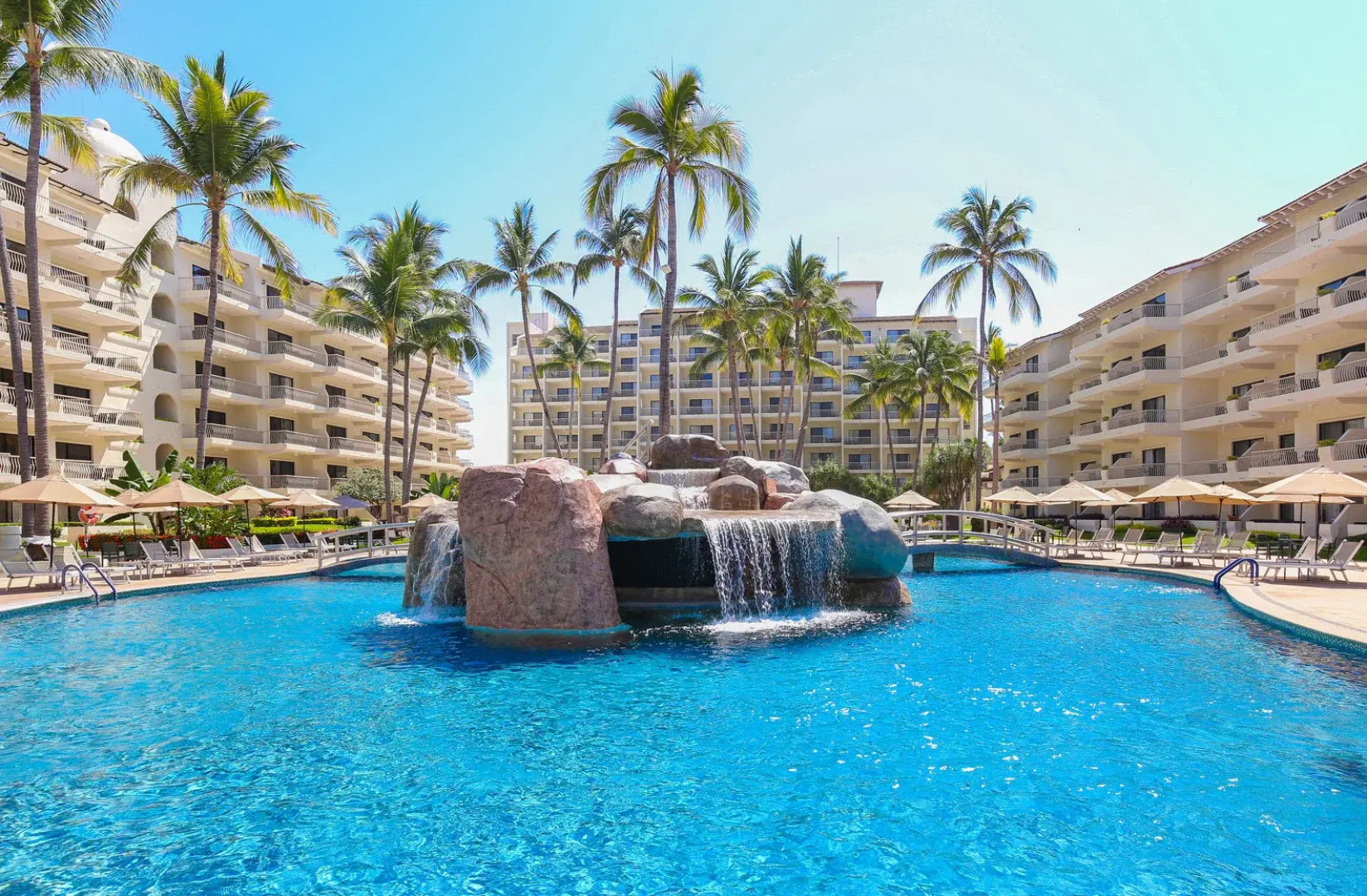 Villa del Palmar Residences
