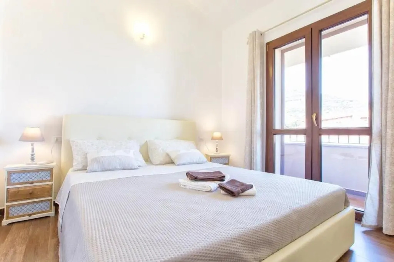 Valledoria grande Villa con piscina per 10 persone a 500m dalla spiaggia