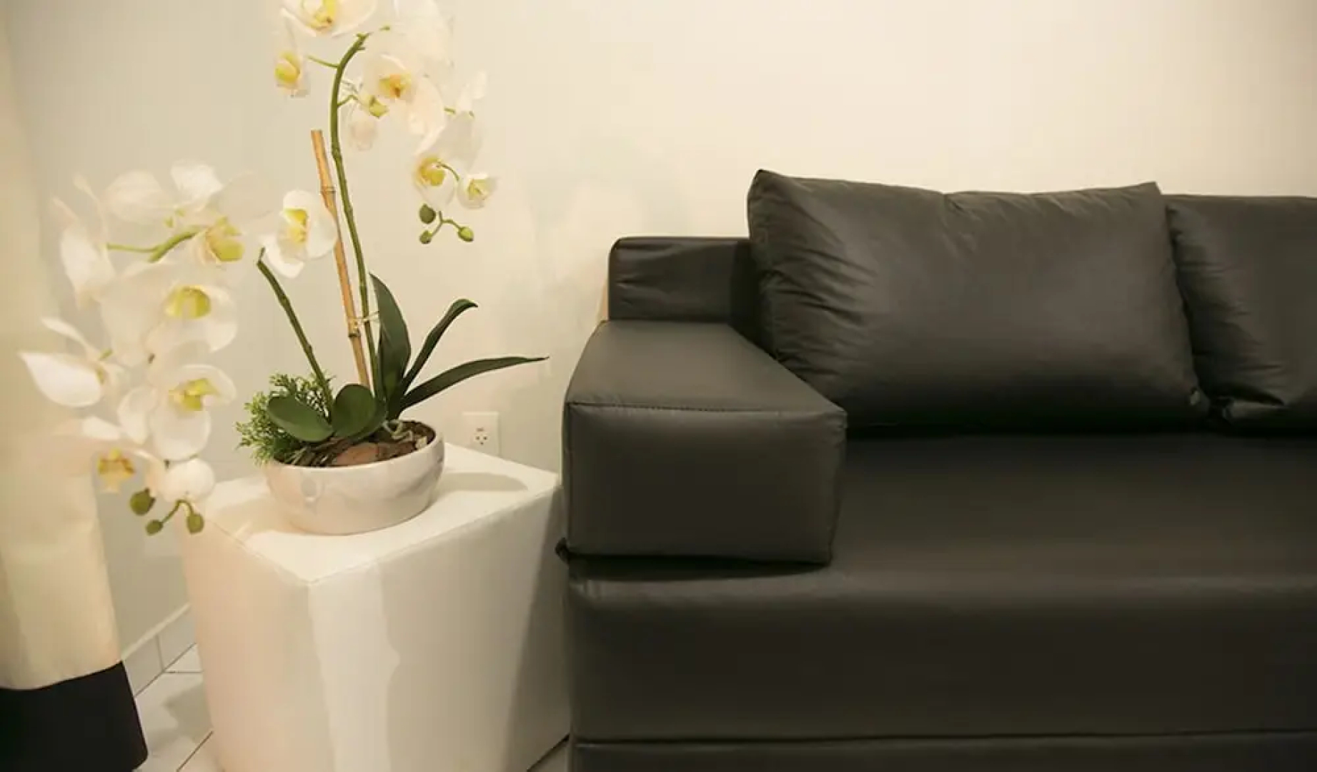 Premier Residence Hplus Long Stay