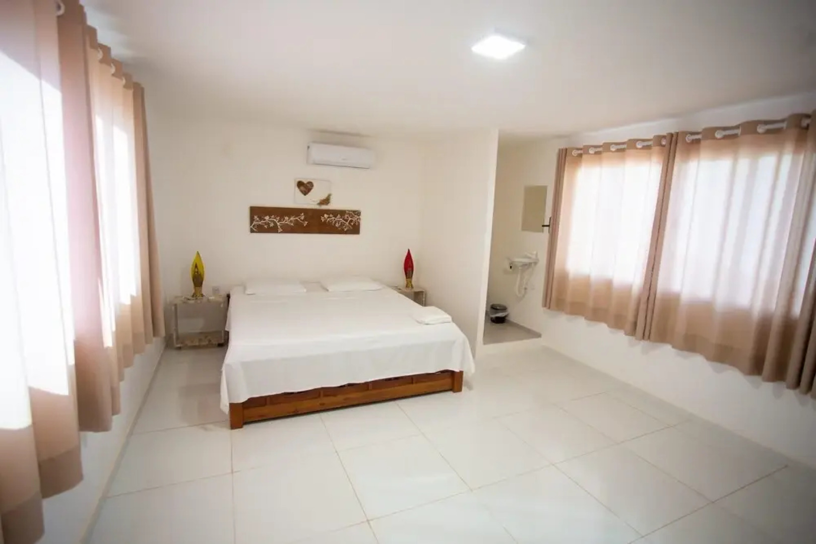 Chal com Mezanino 400m do mar e rea Gourmet