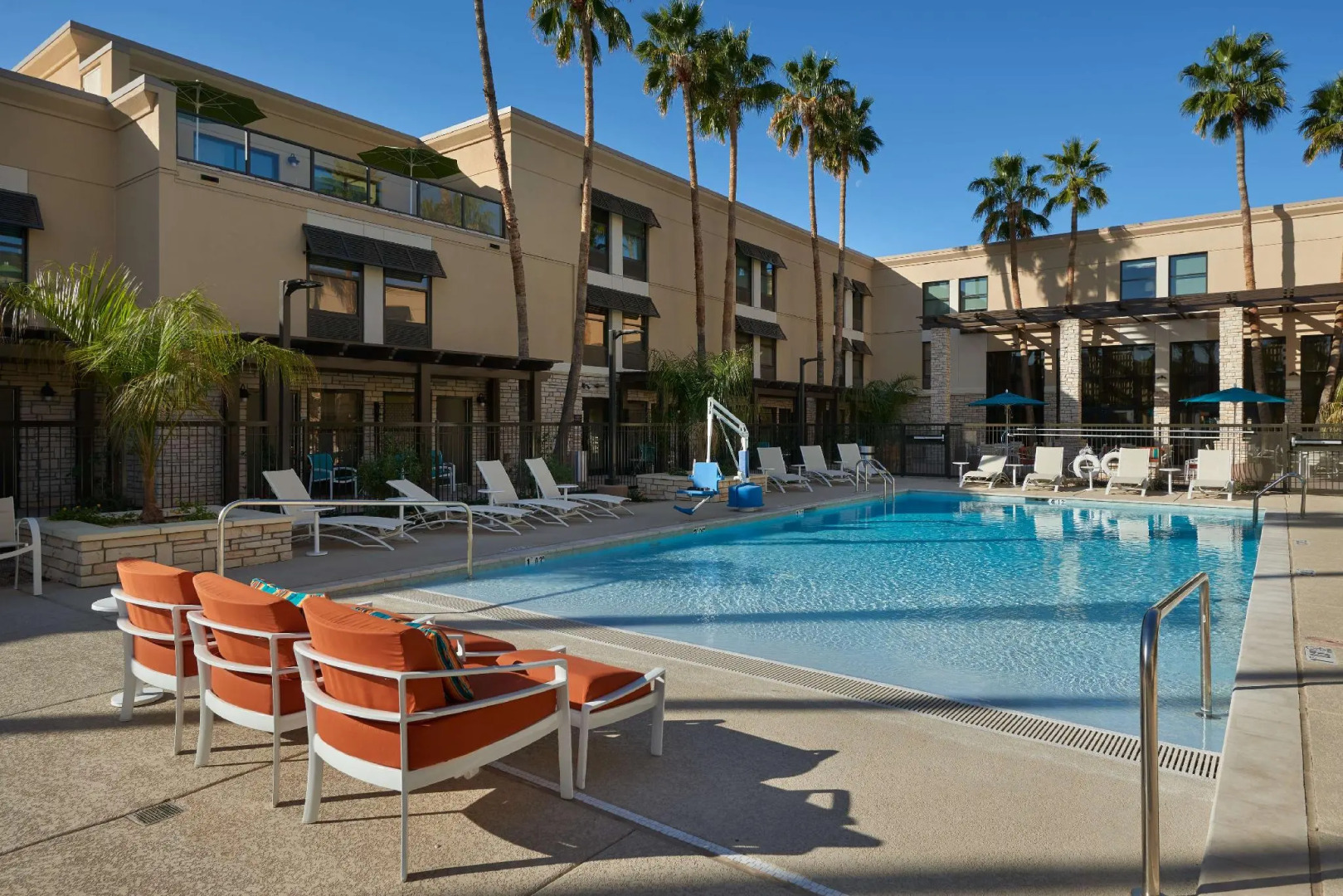 Hampton Inn & Suites Phoenix/Scottsdale on Shea Boulevard