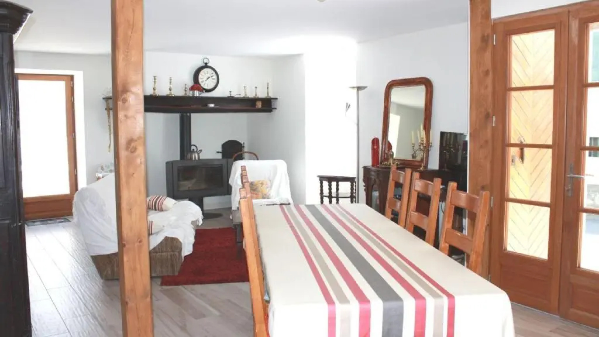 Gîte XIIIème siècle - 3étoiles - WIFI - Salle de sport