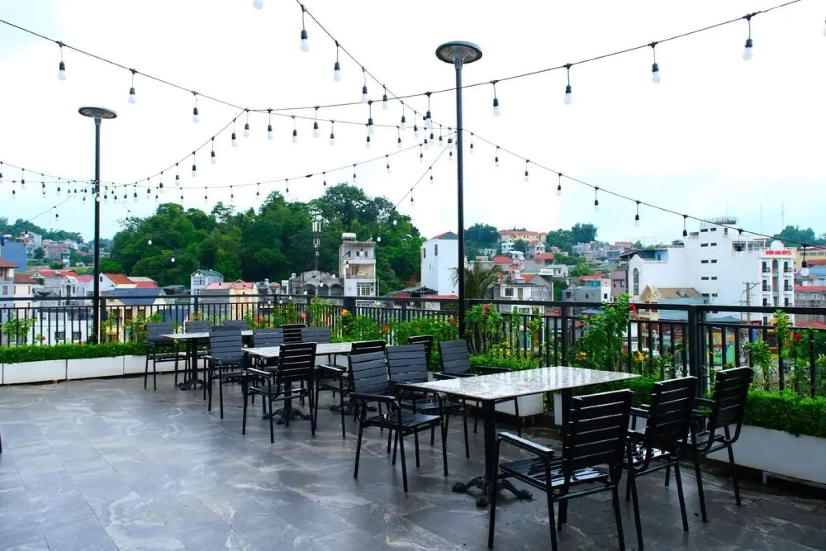 Indigen Riverside Hotel Cao Bang