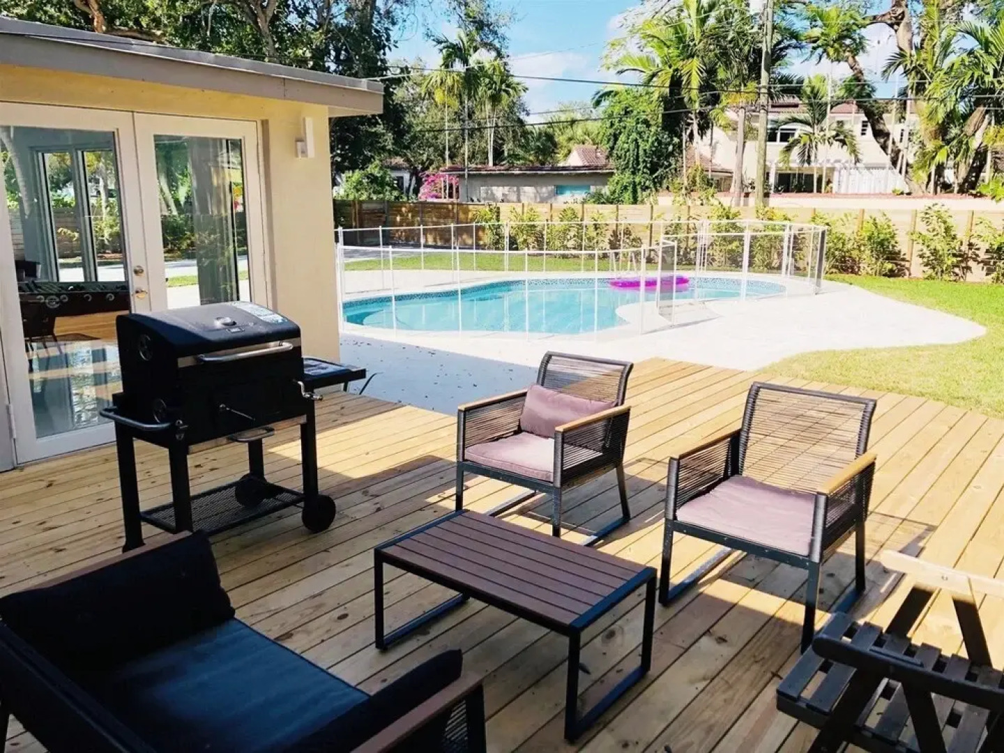 Luxe Miami Shores Home With Pool & BBQ