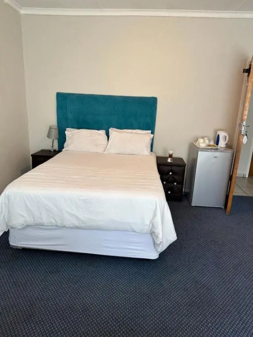 Sleep Easy Guest House