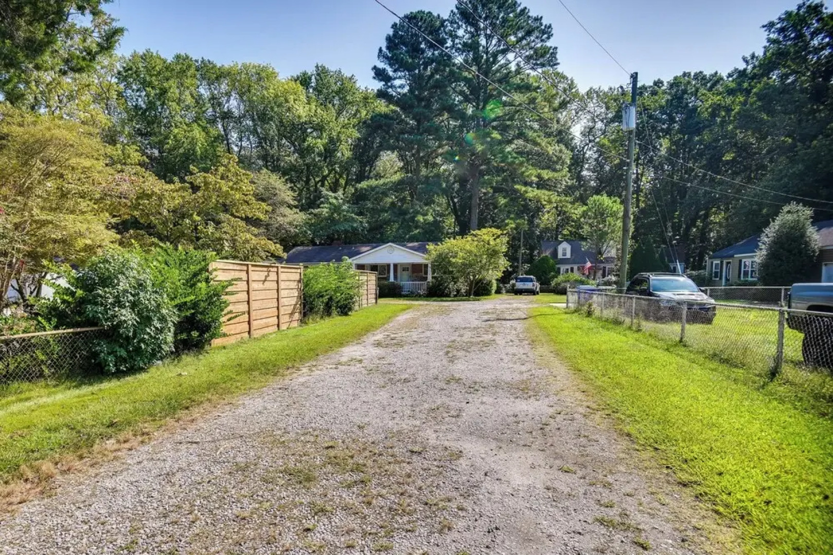 Pet-friendly Norfolk Retreat ~ 7 Mi to Beach!