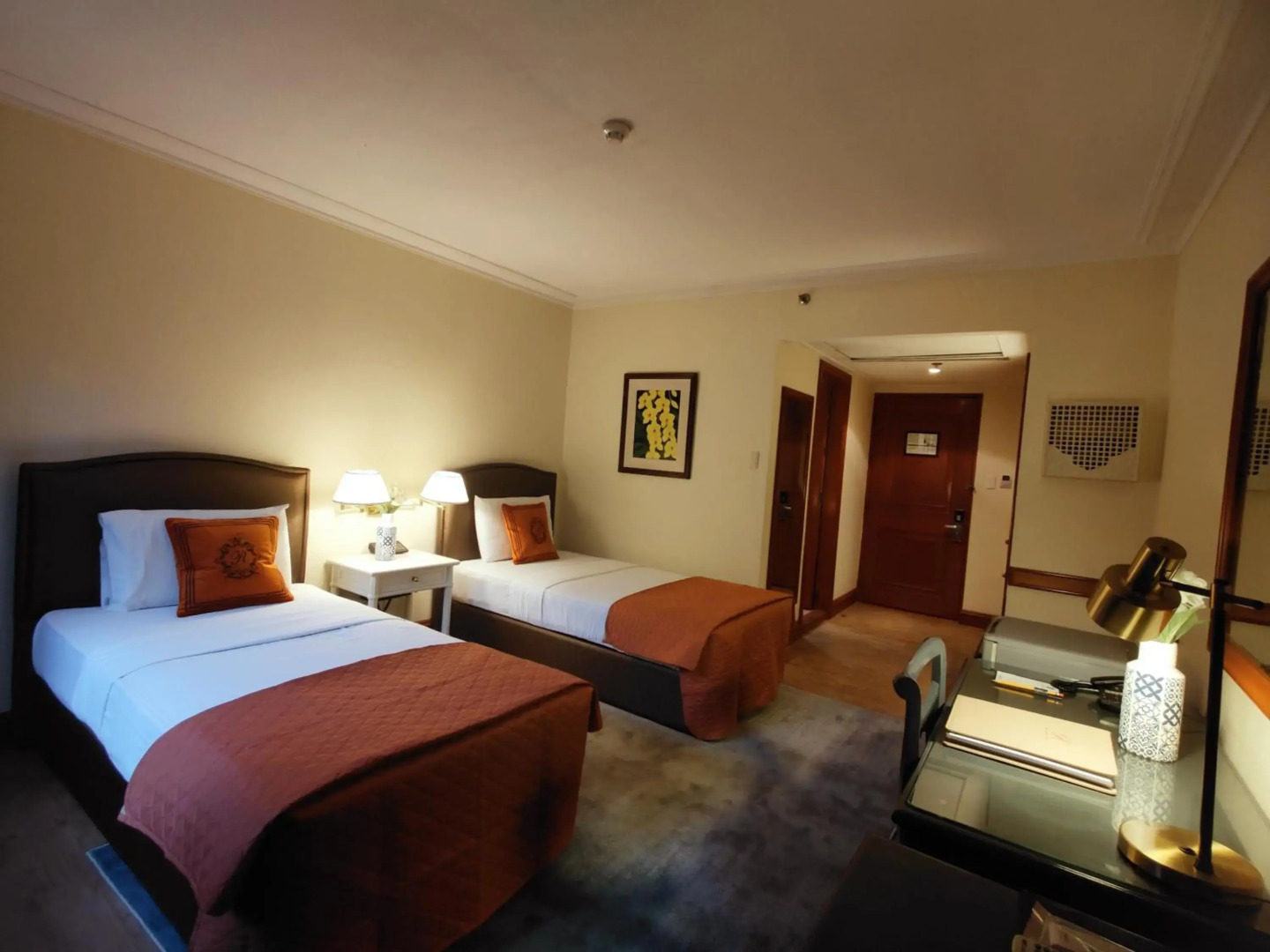 Grand Regal Hotel Davao