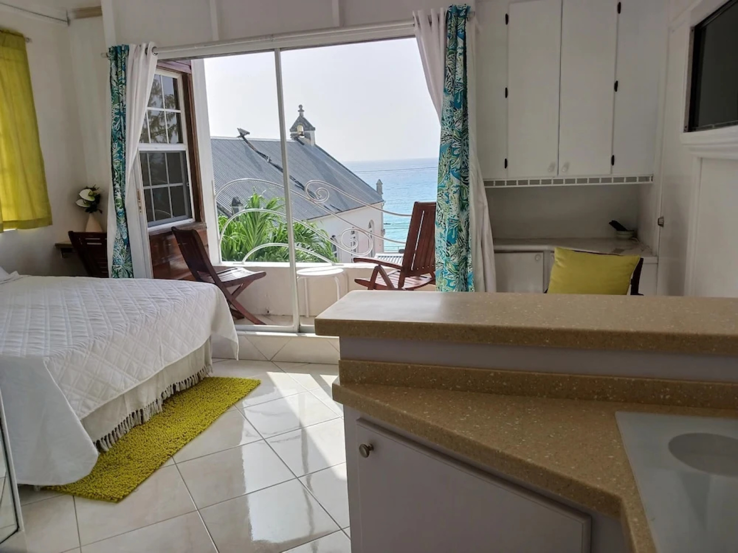 Coral Lane Beach Apartments