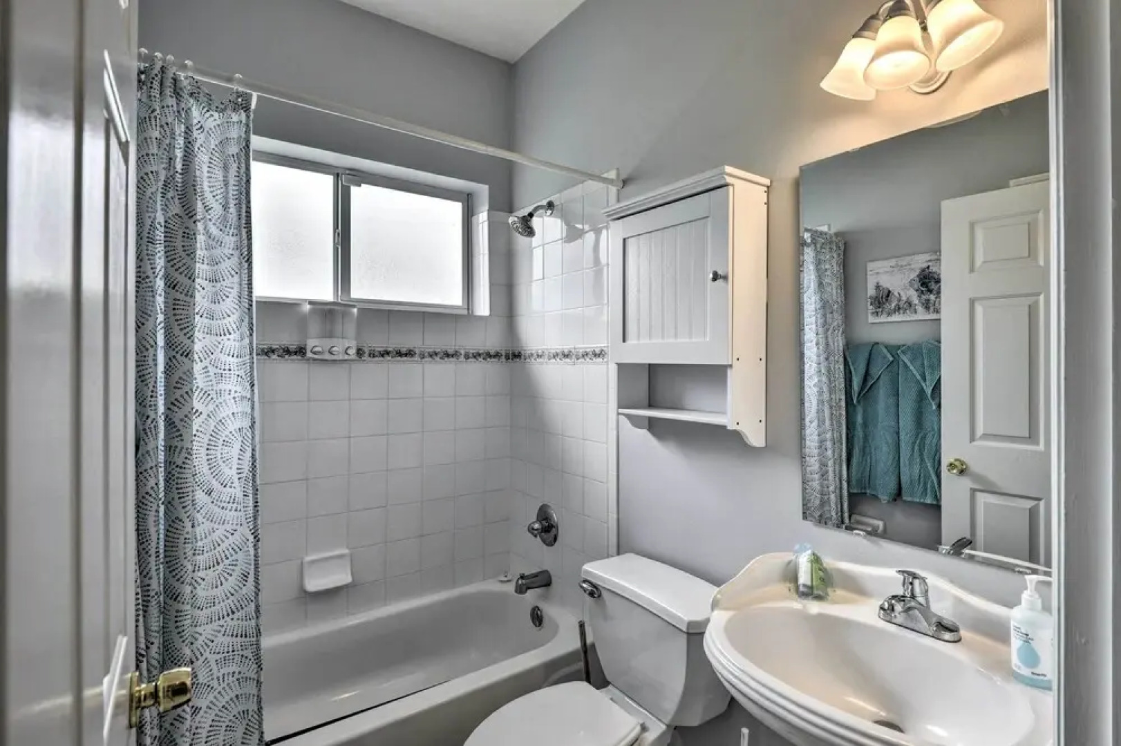 Pet-friendly Palm Coast Home w/ Pool Table & Patio