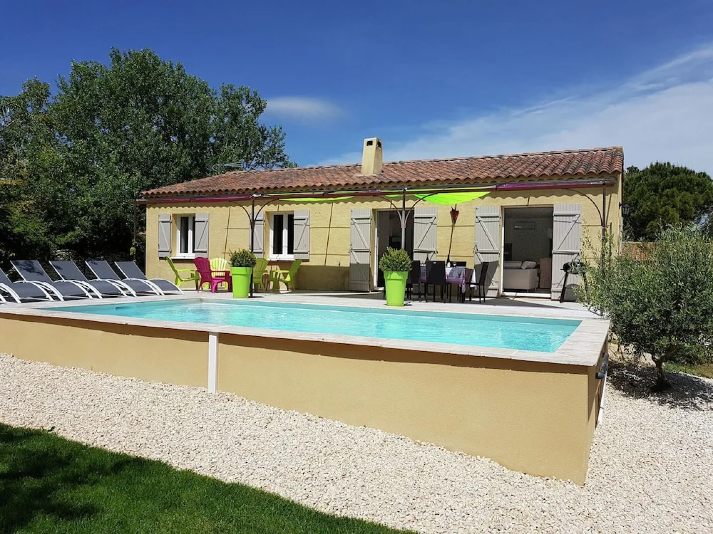 Cozy Villa in Lirac France With Private Pool