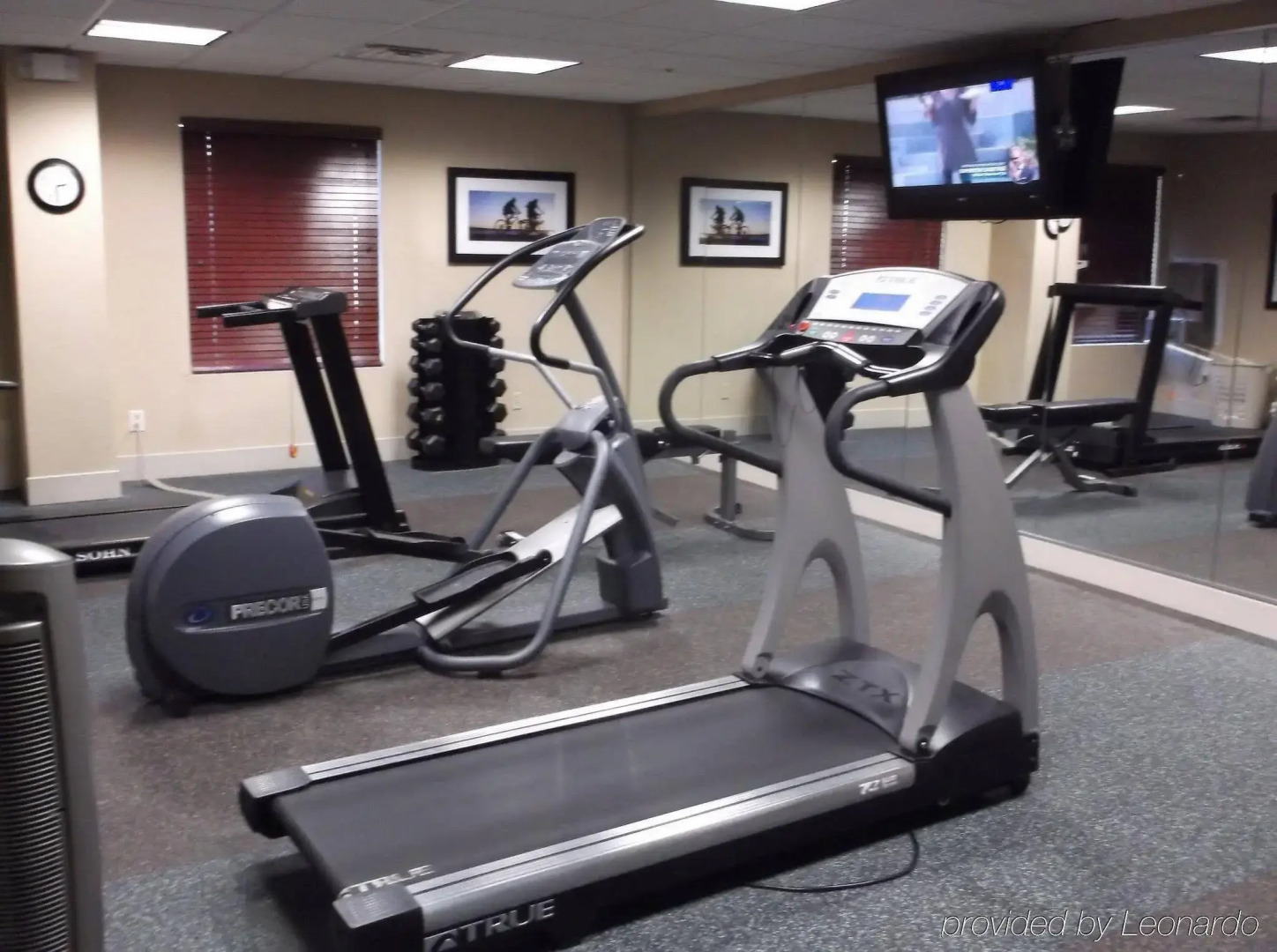 Holiday Inn Express Hotel & Suites Bentonville by IHG