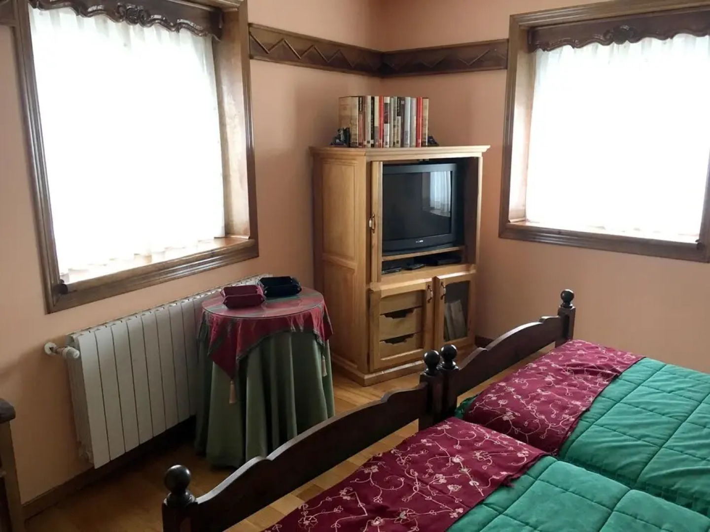 House With 4 Bedrooms in Navarredonda de Gredos, With Wonderful Mountain View, Enclosed Garden and Wifi - 65 km From the Slopes