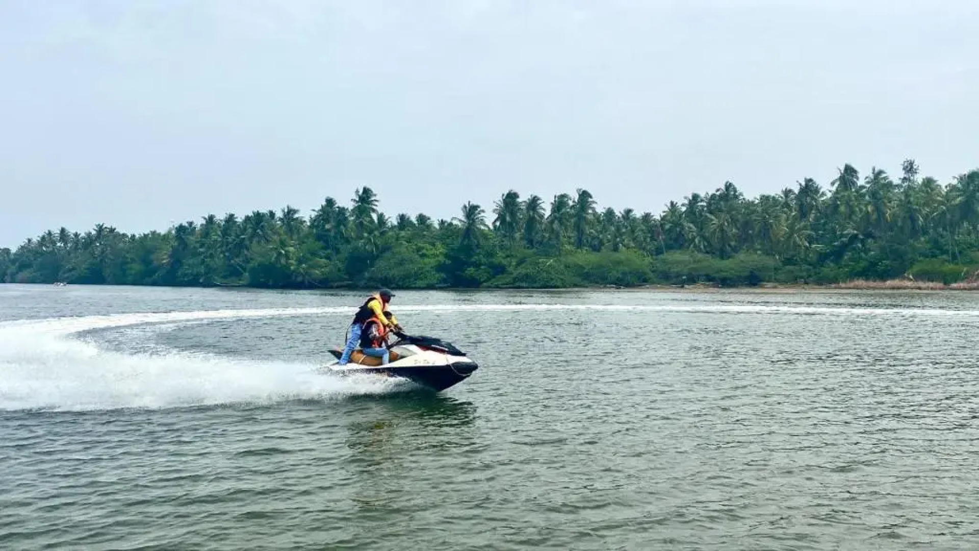 Lagoon Sarovar Premiere Resort - Pondicherry