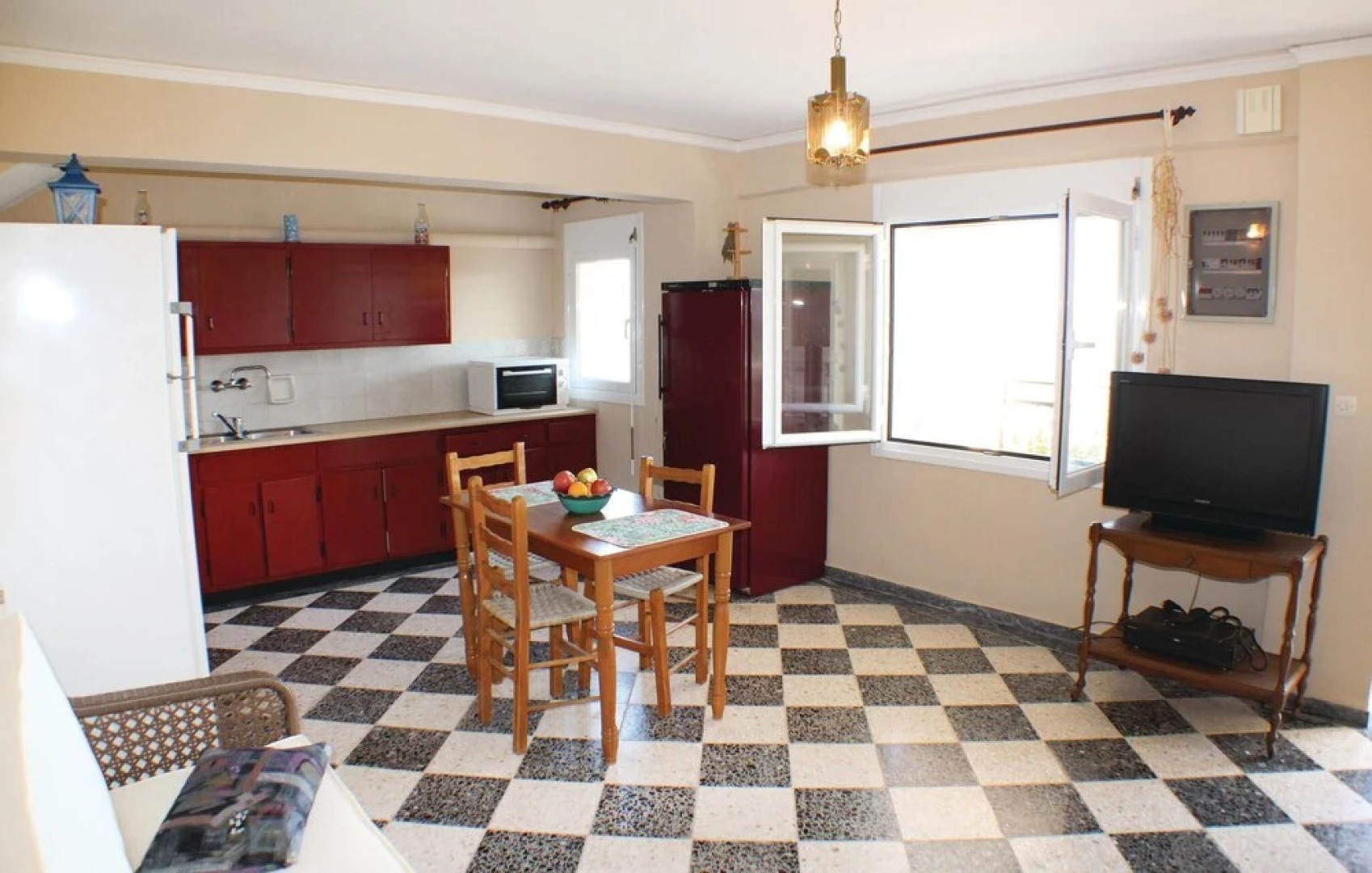 Amazing Home in Aegina With Wifi and 2 Bedrooms
