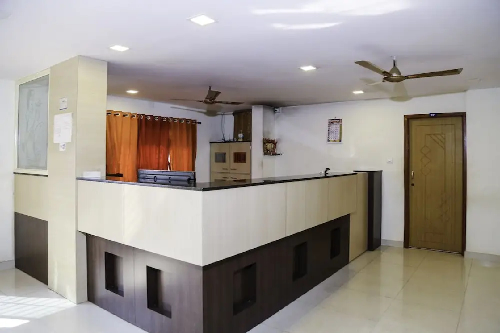 OYO 24265 Hotel Nagu Palace