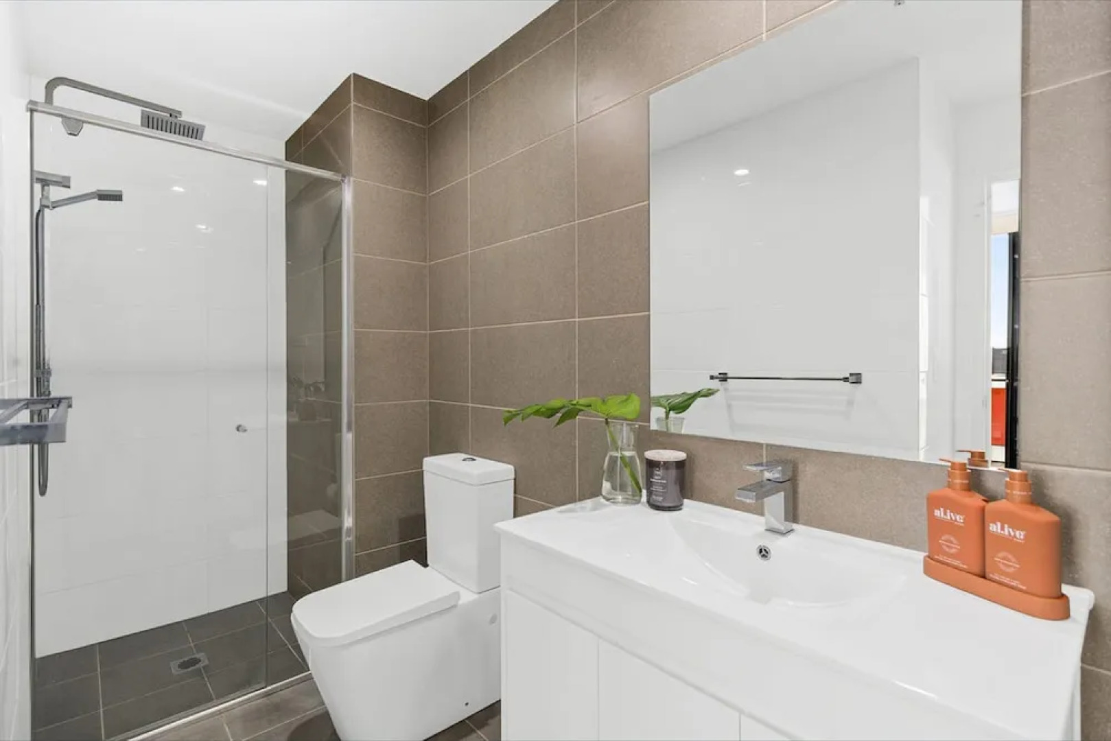 Wollongong CBD Ocean View Apartment