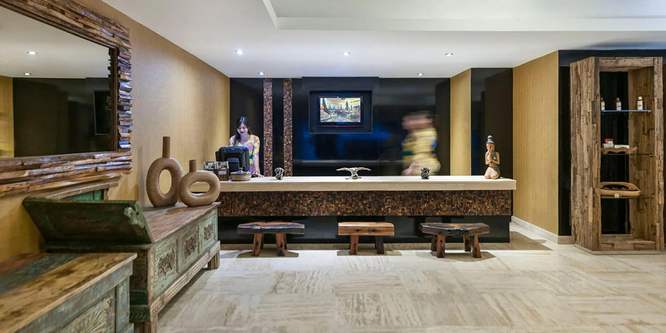 Noah's Ark Deluxe Hotel & Spa