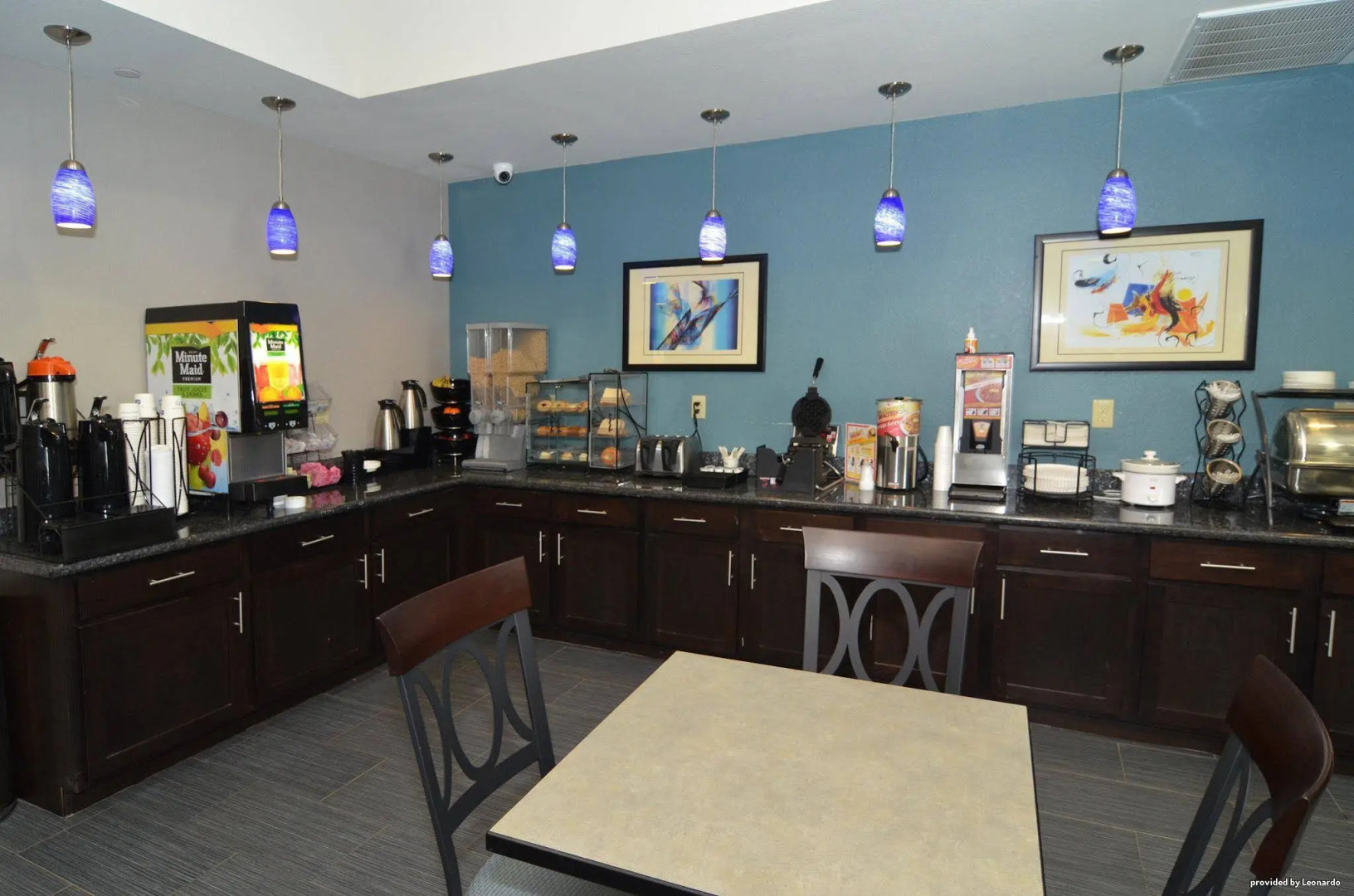 Best Western Plus Kenedy Inn