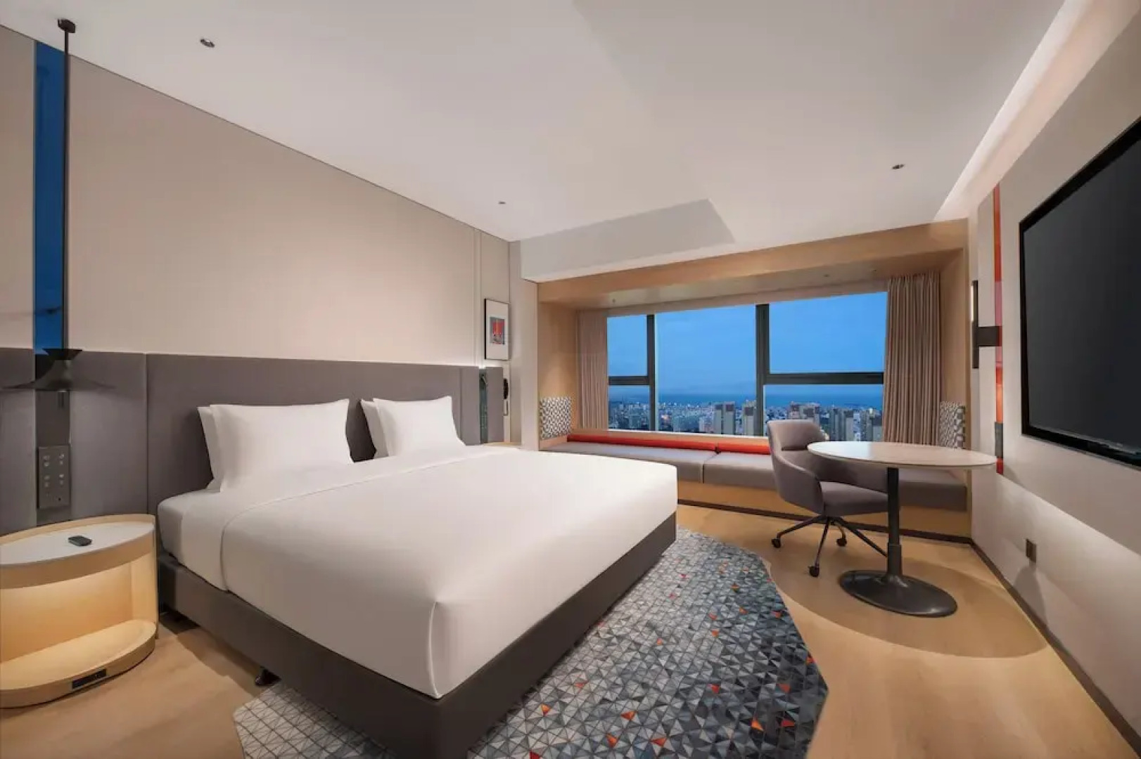 Holiday Inn Express Rizhao Oriental Colorful City by IHG