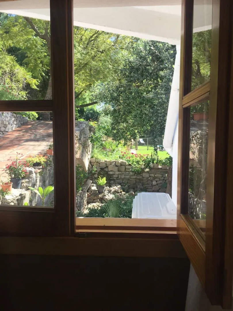 El Estanque y El Almendro