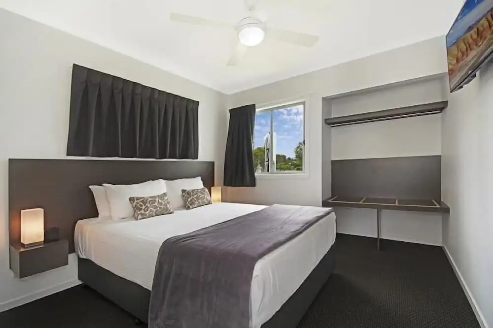 Cooroy Luxury Motel Apartments Noosa