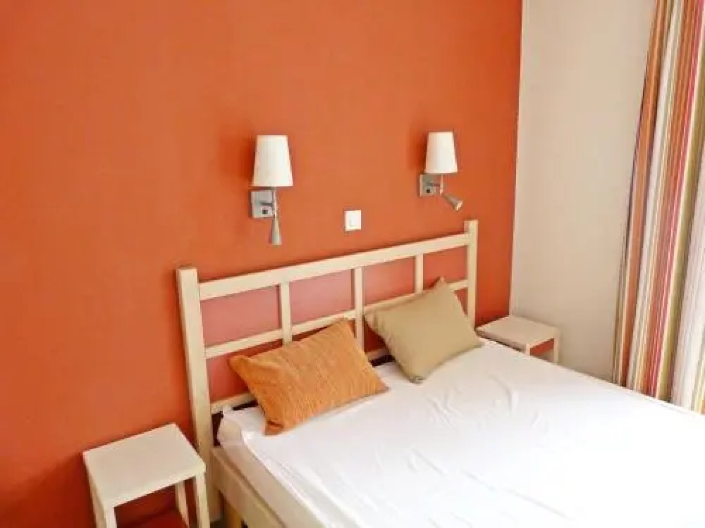 Cap Esterel : 2 Pieces Rez De Jardin Mer - C4 279La