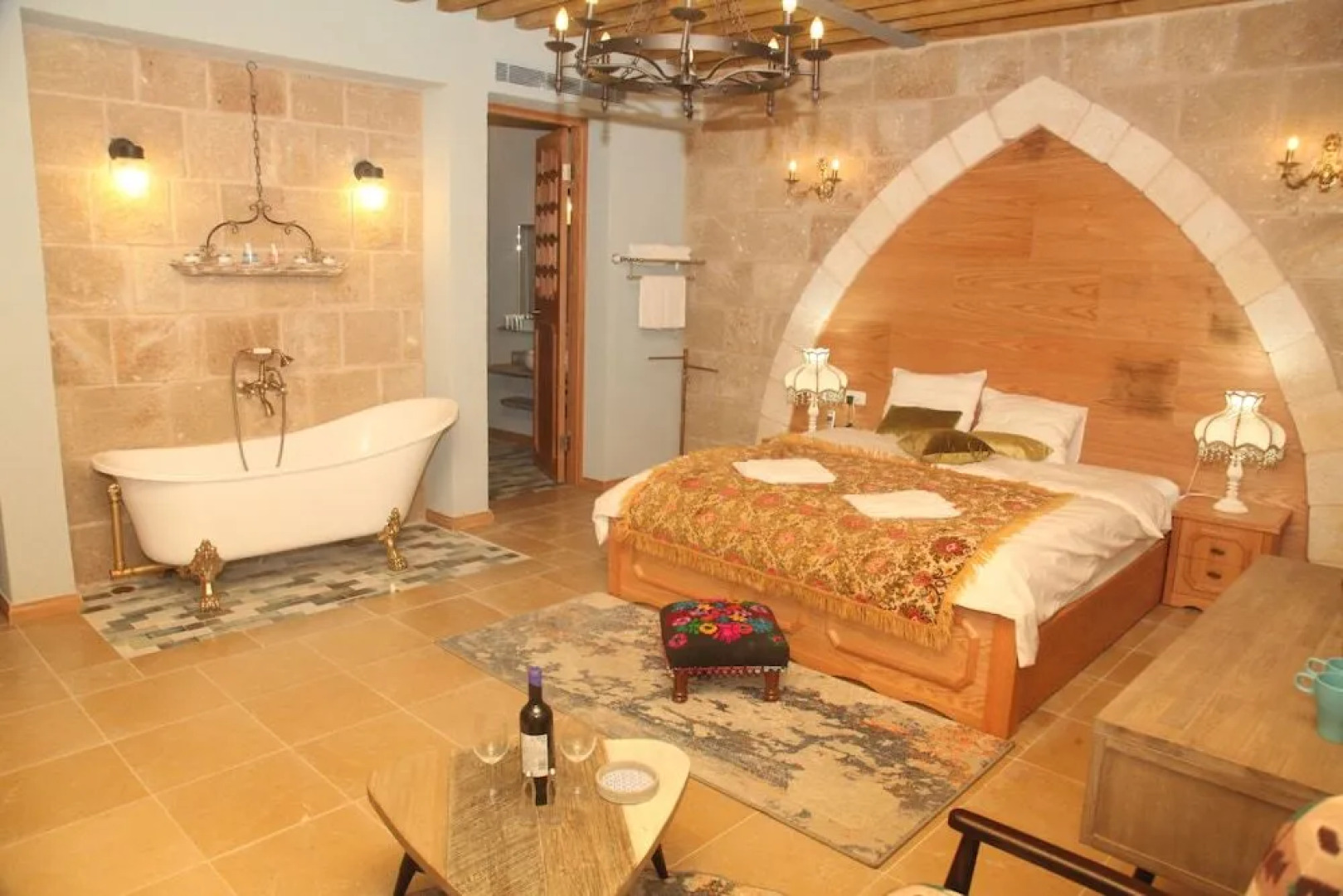 Zarqa Luxury Suites - Couples Only