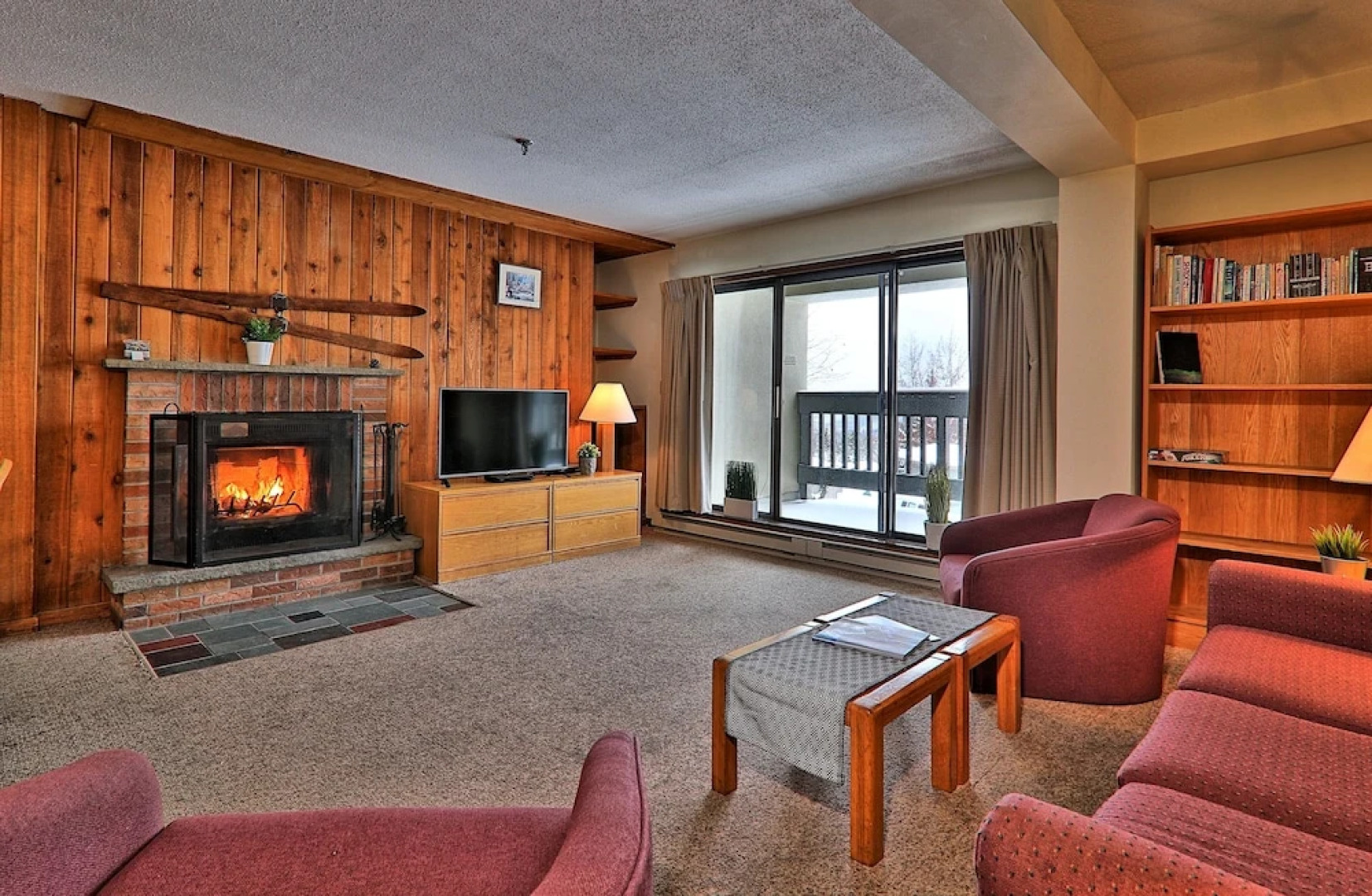 "roomy" Mountain Green 3BR Condo w/ Amenities 3b14