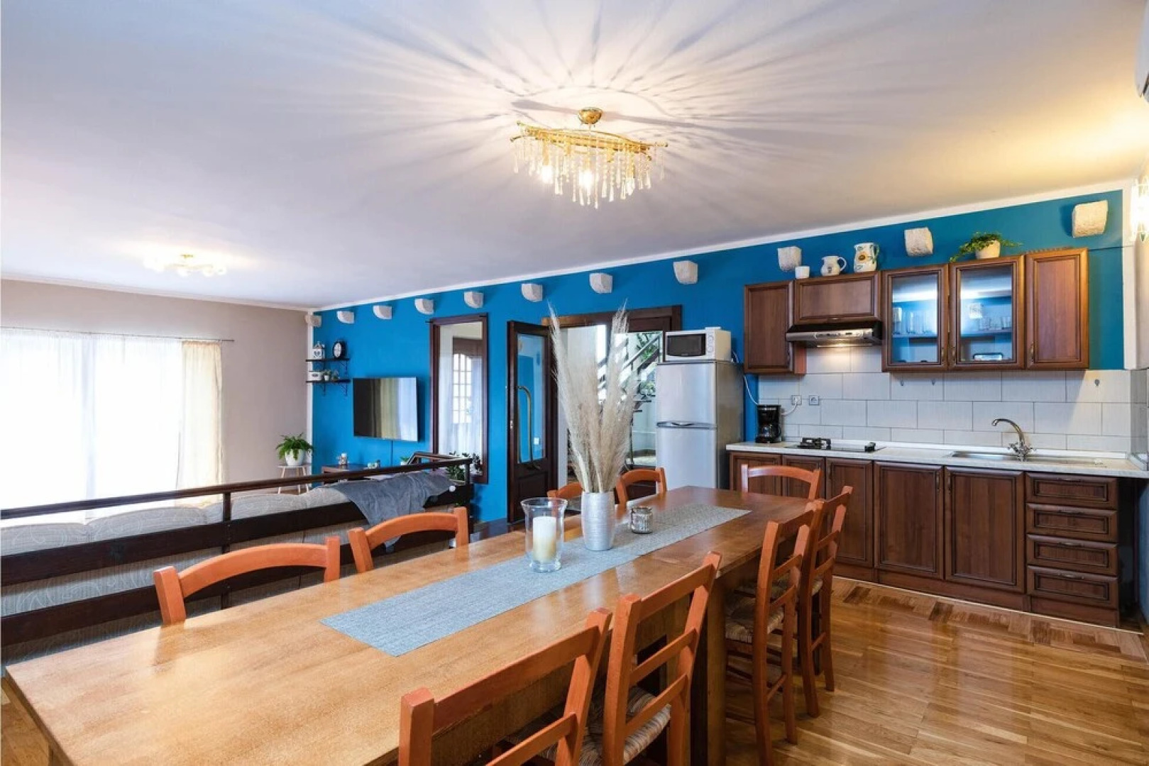 Nice Home in Sisan With Wifi and 7 Bedrooms