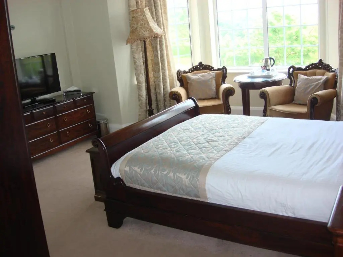 Yellow Mountain Hotel