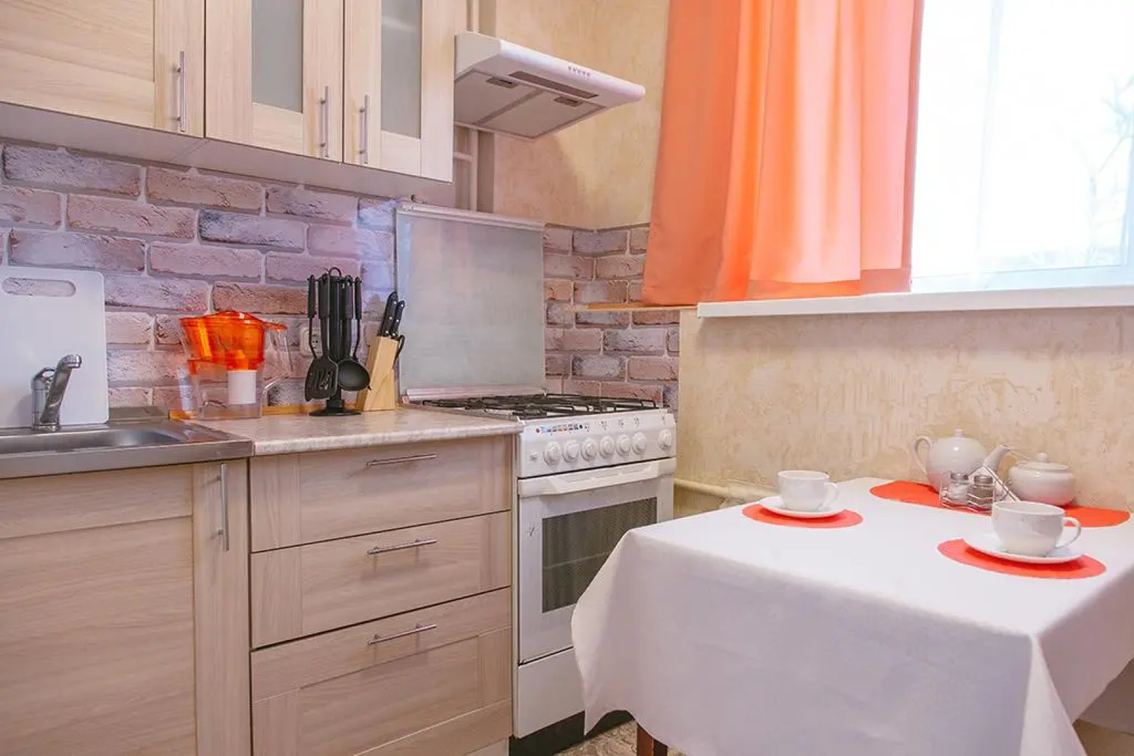 Пять Звёзд на Ленинградском 10