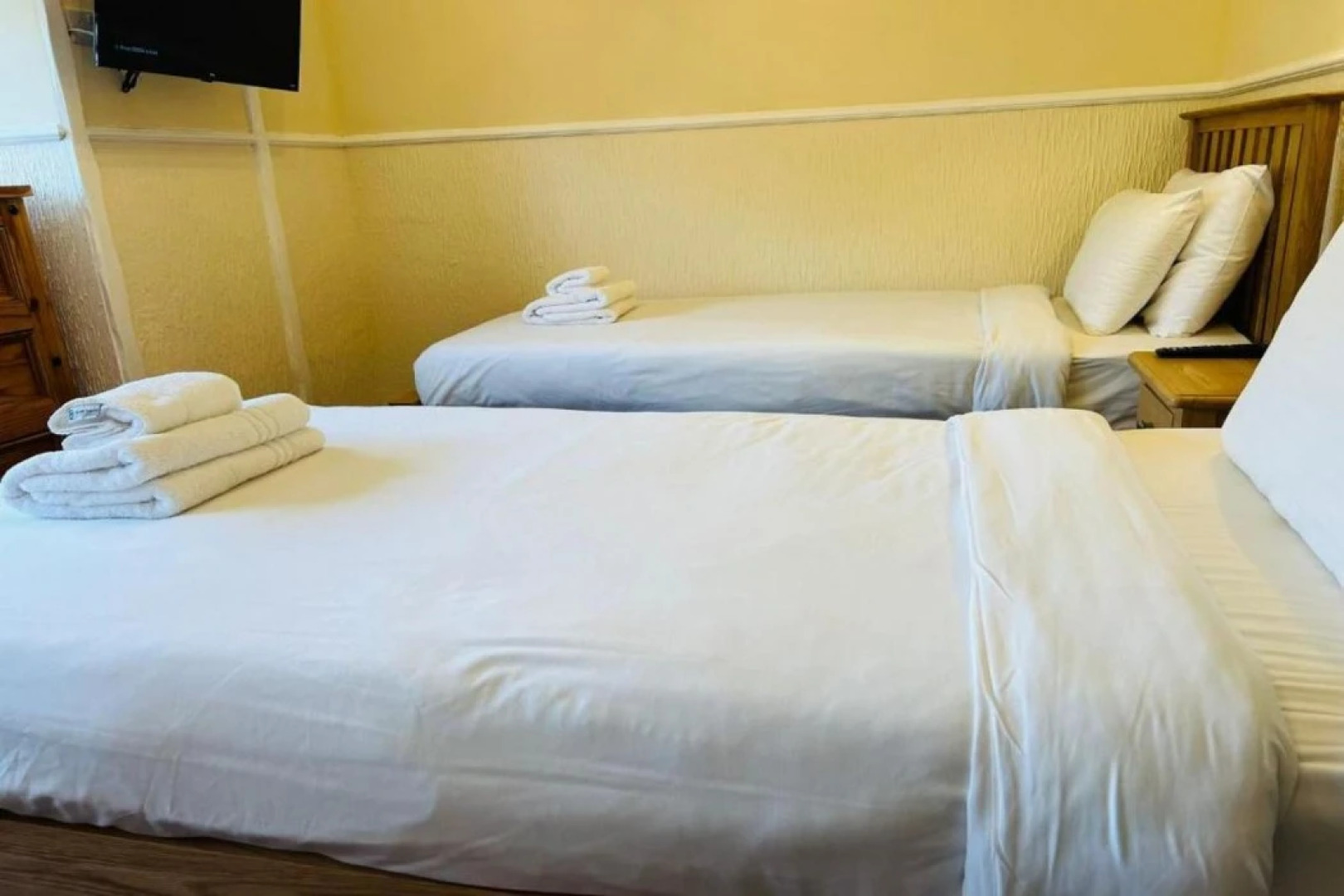 Rothwell House Hotel .