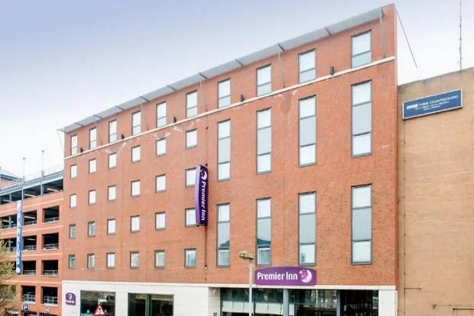 Premier Inn Luton Town Centre