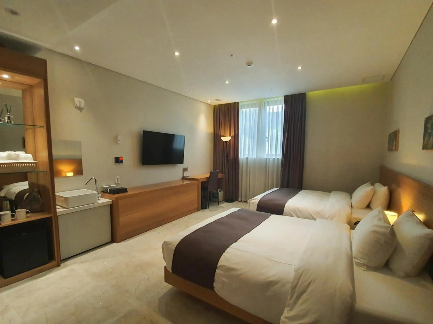 Benikea Yangsan Hotel