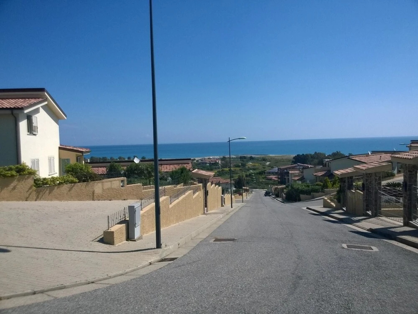 House With 3 Bedrooms in Badolato, With Wonderful sea View, Pool Acces